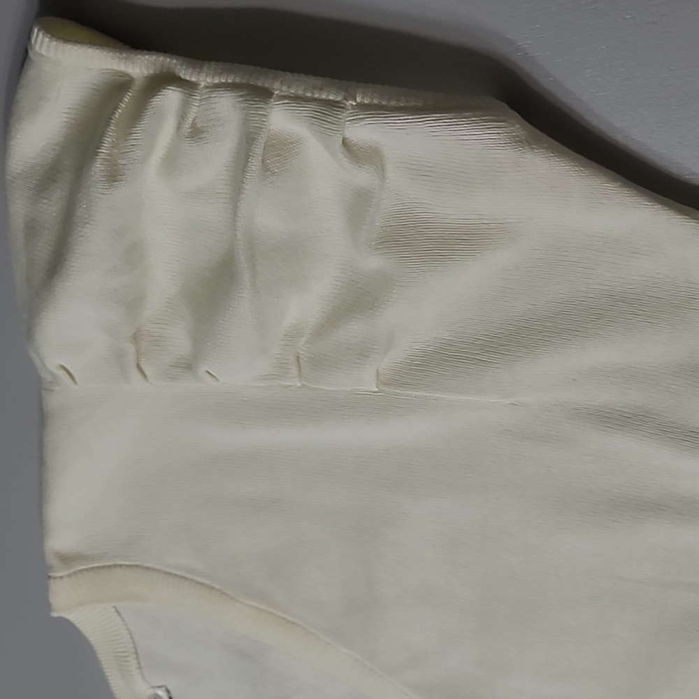Reference Point knit top (Ivory) - Picture 3 of 10